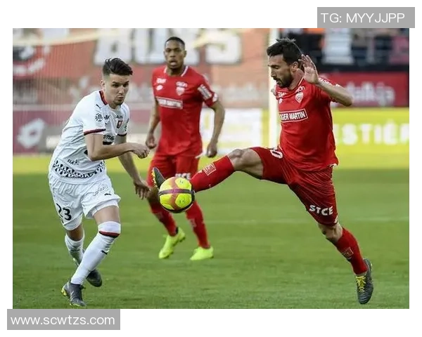 阿贾克斯队主场迎战瓦尔韦克期待精彩对决与胜利的诞生 阿贾克斯队主场迎战瓦尔韦克期待精彩对决与胜利的诞生