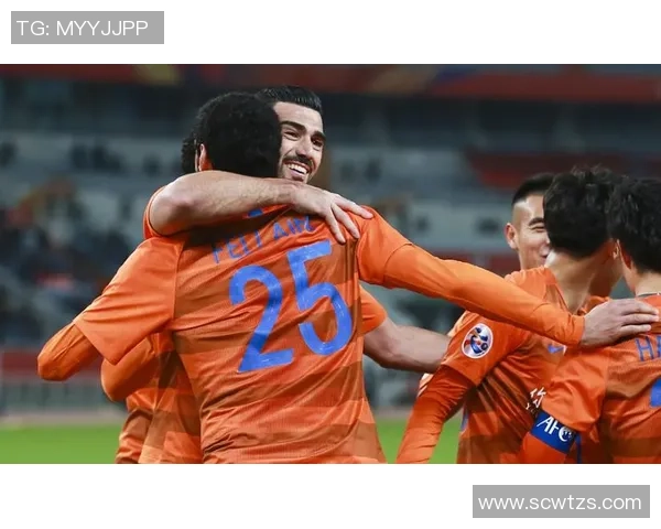 全北现代大胜广州恒大五比一鲁能展现强大实力与团队默契