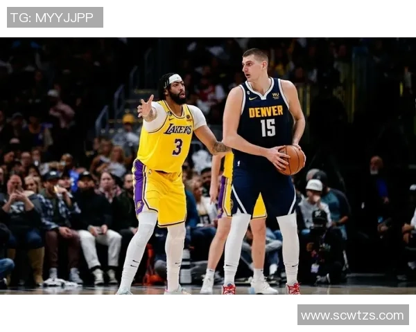 湖人对决掘金西部决赛首战激战正酣双方争夺总决赛席位的关键较量